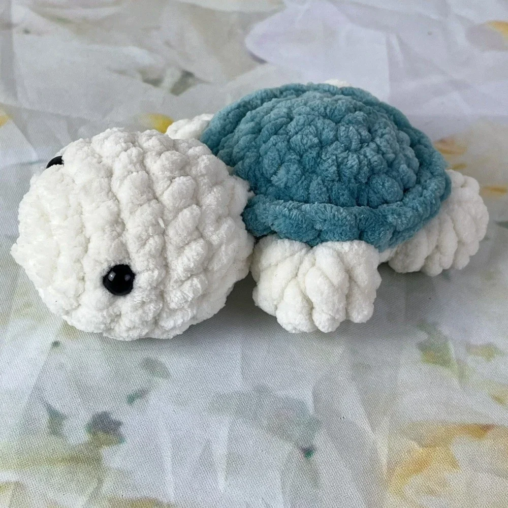 Crochet Mini Turtle Hand-made Plush Stuffy Animal Soft Yarn Sea Life Baby Green